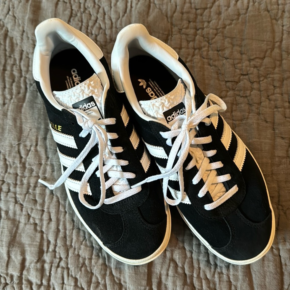 Adidas gazelle bold women’s size 7.5